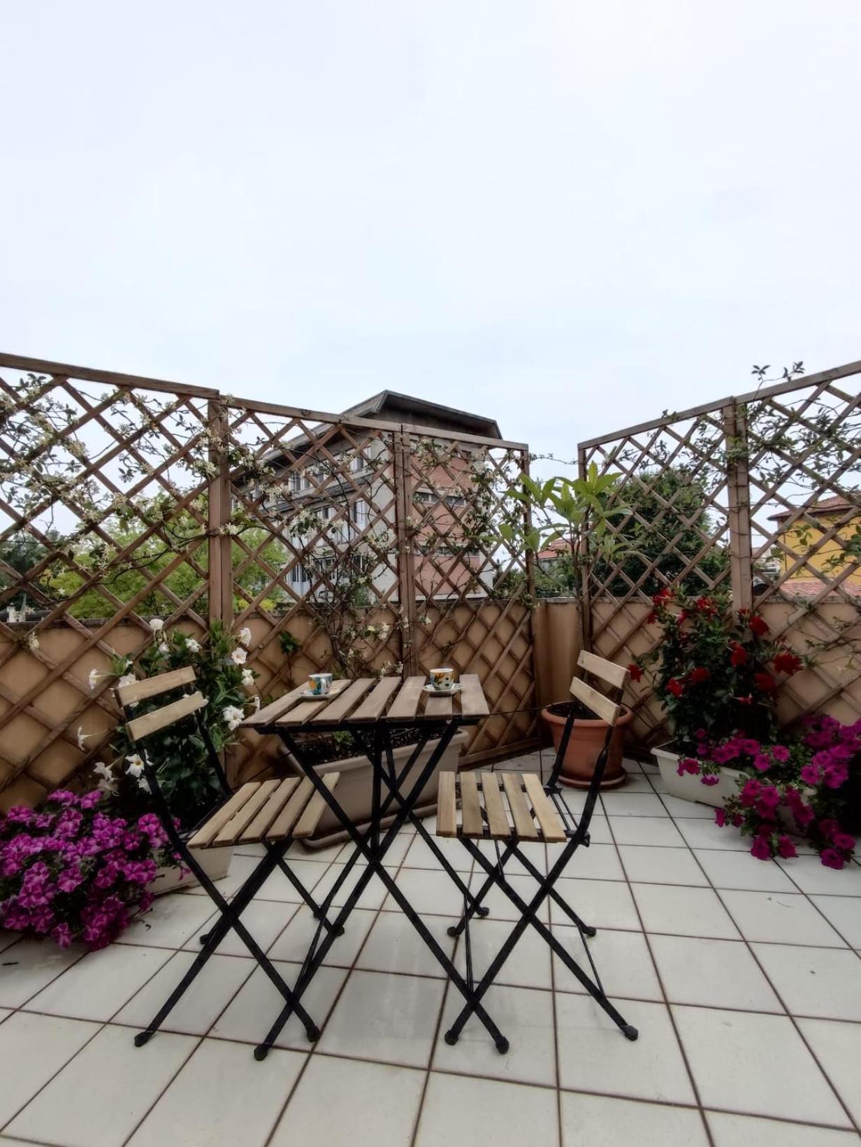 Casa Dei Fiori Apartment โบโลญญา ภายนอก รูปภาพ